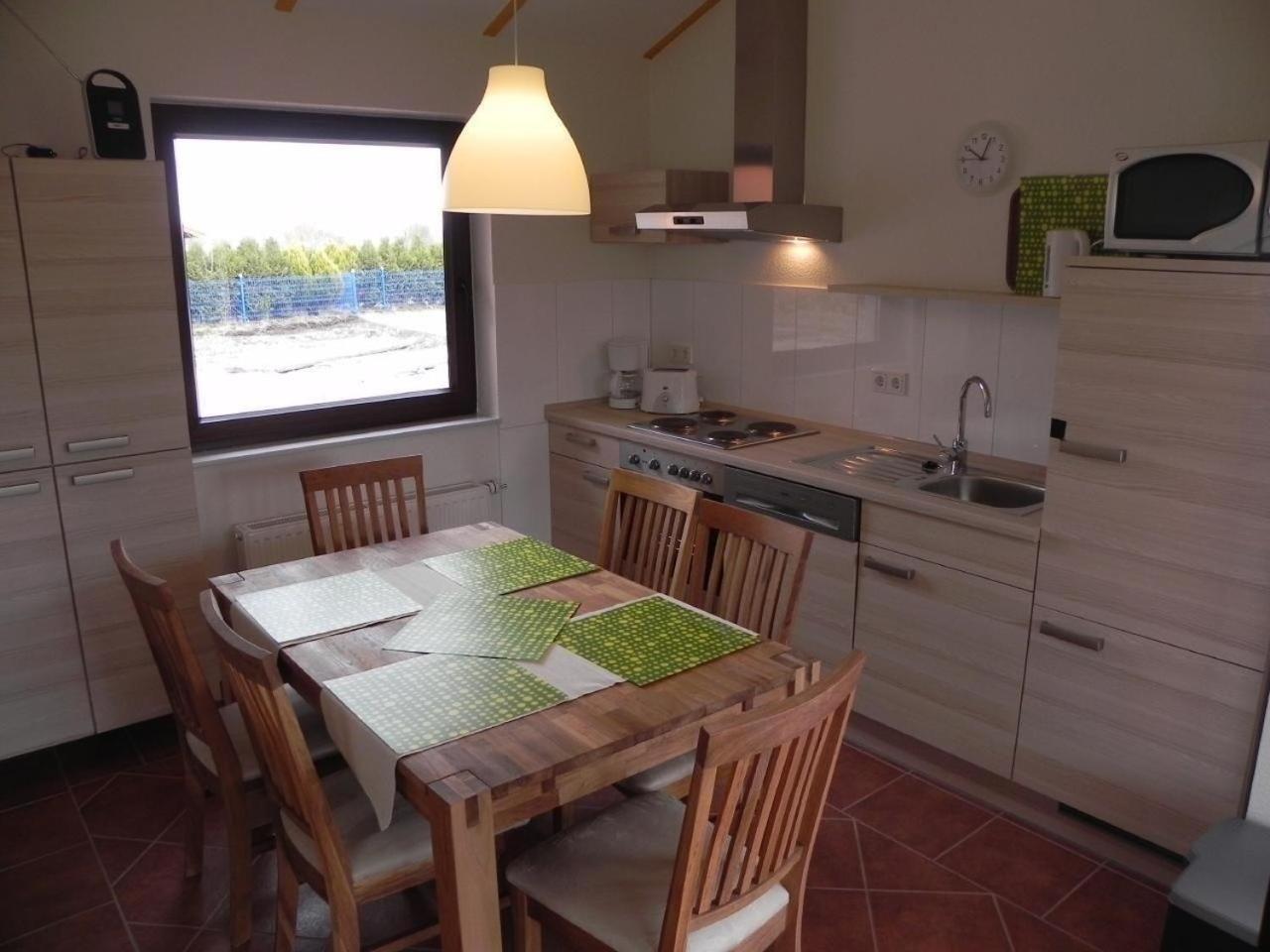 M1 Ferienhaus Mit Garten, Terrasse Und Carport 布特亚丁根 外观 照片