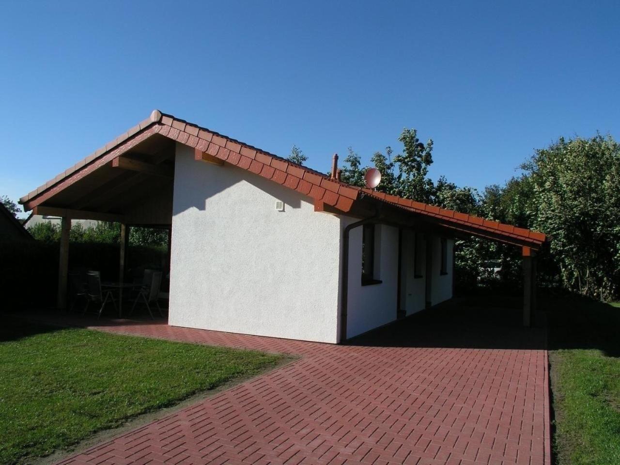 M1 Ferienhaus Mit Garten, Terrasse Und Carport 布特亚丁根 外观 照片